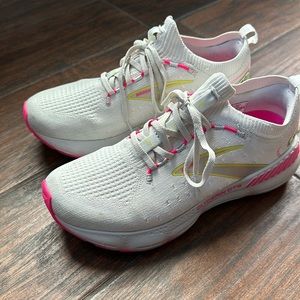 Brooks Glycerin 20 gts (stealth fit) size 9